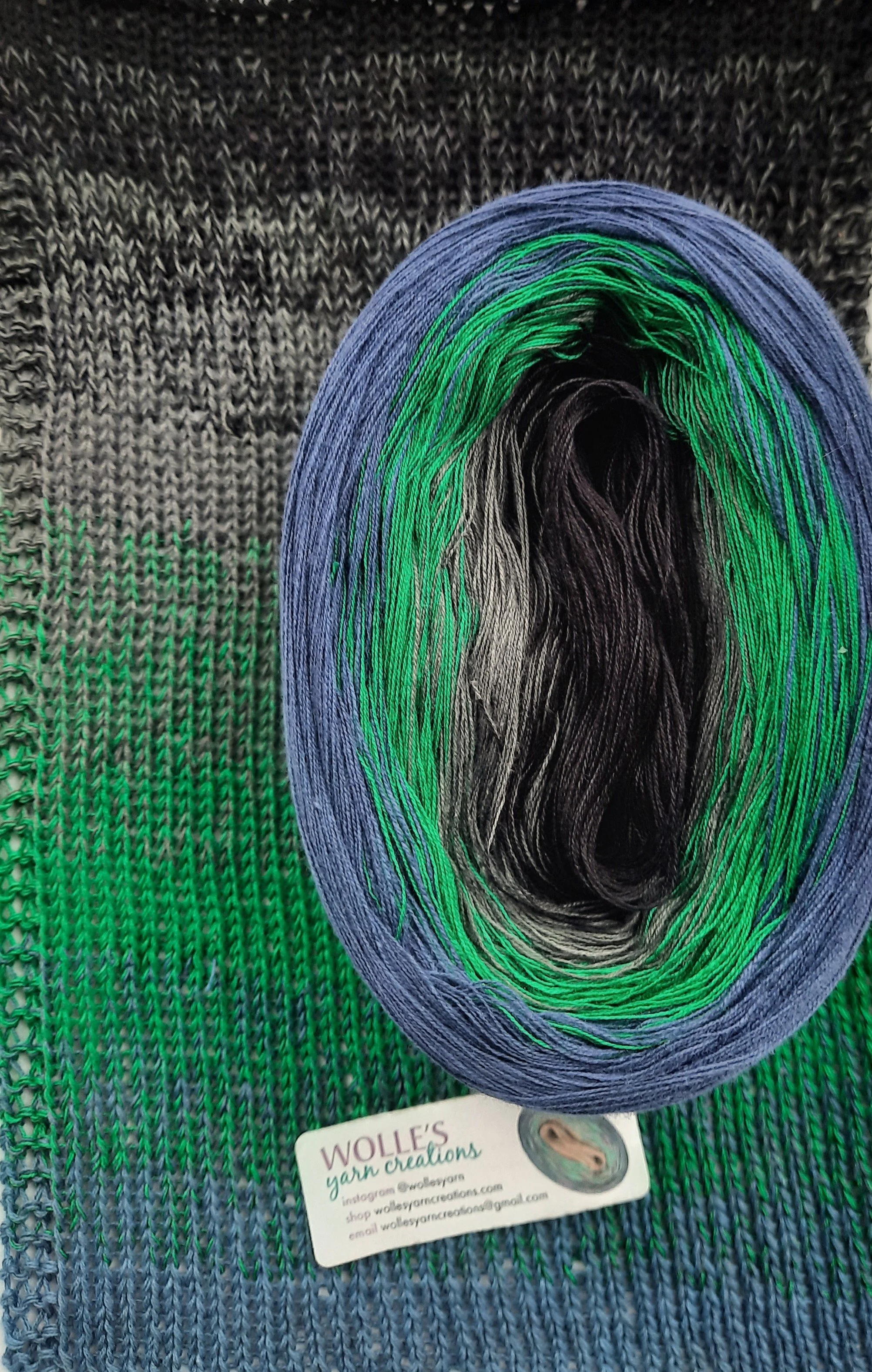 MIDNIGHT, gradient knitting yarn — Wolle's Yarn Creations